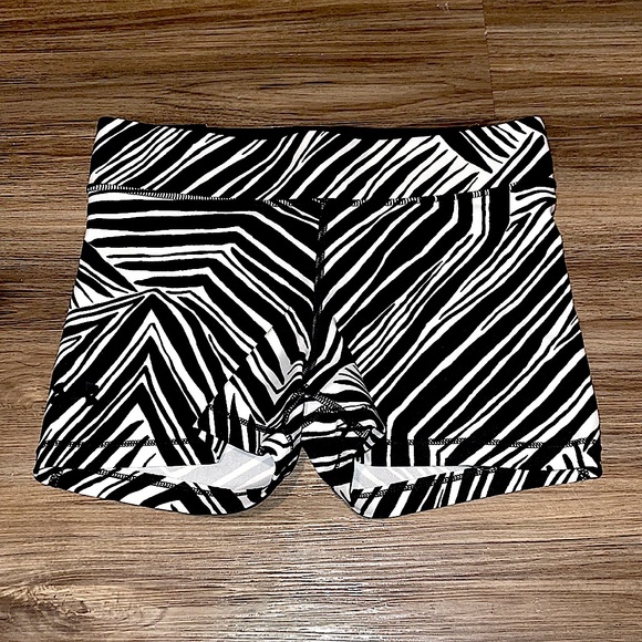 under armour spandex shorts - Picture 1 of 3